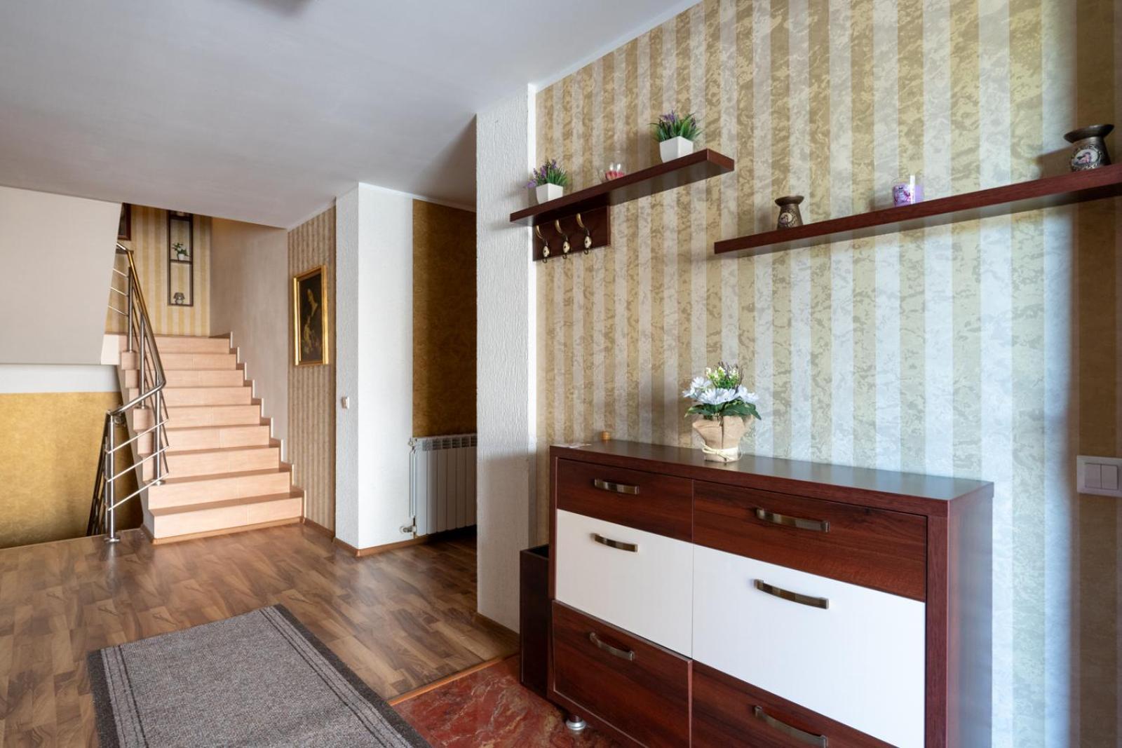 Faraway Aparthotel Near Vienna Airport With Anytime Self Check In Брук ан дер Лайта Екстериор снимка