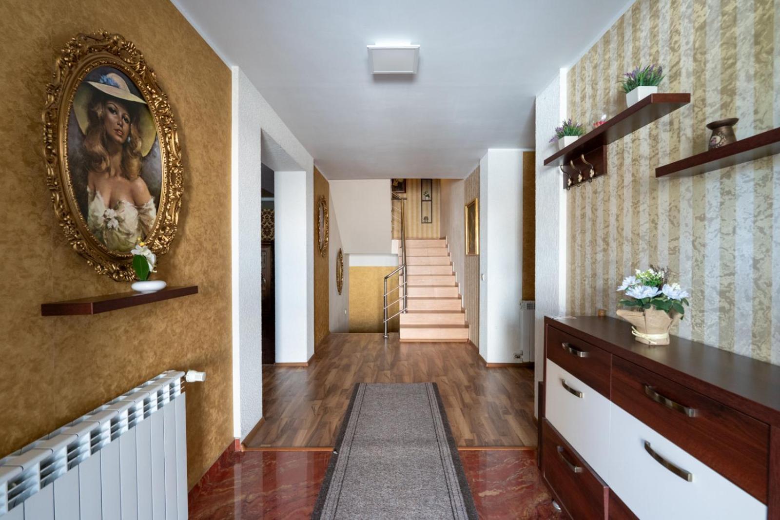 Faraway Aparthotel Near Vienna Airport With Anytime Self Check In Брук ан дер Лайта Екстериор снимка